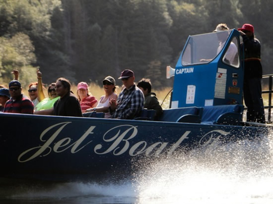 cropped MG 3946 yurok klamath jet boats 02sep14